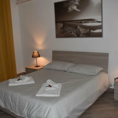 Casa Aci Gioja