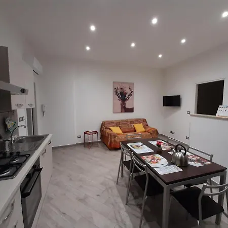 Casa Aci Gioja * Aci Catena